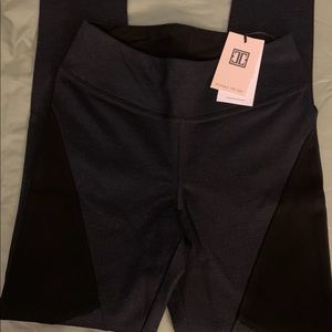NWT Ivanka Trump Versatile Leggings